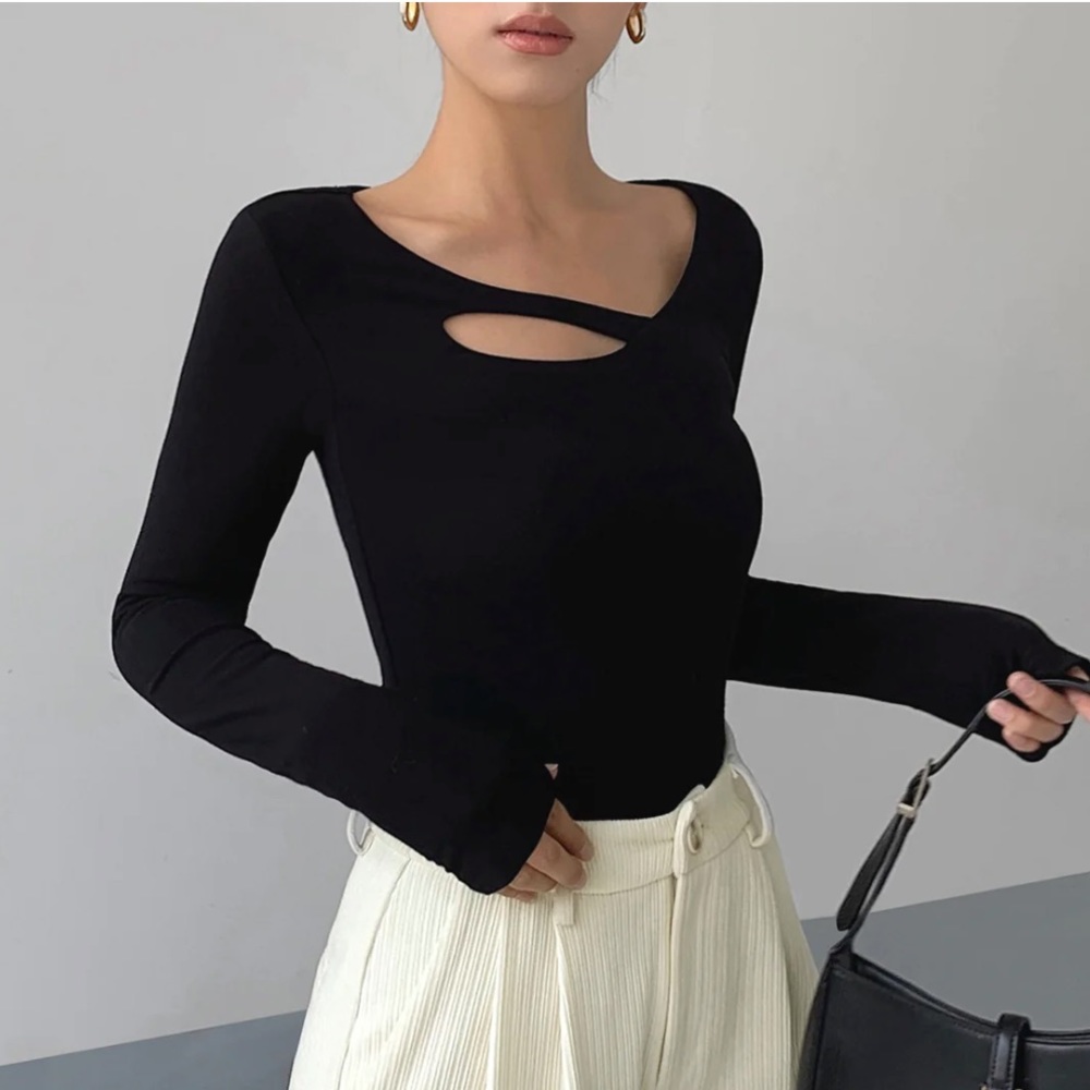 Commense black cutout long sleeve top in Black S